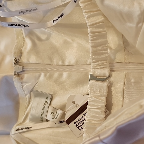 Donna Morgan size 10 Samantha fit & flare ivory/white strapless - Picture 9 of 10